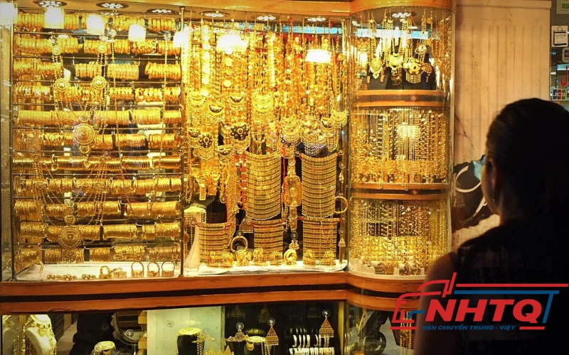 Sang trực tiếp Quảng Châu Trung Quốc lấy sỉ bông tai thời trang