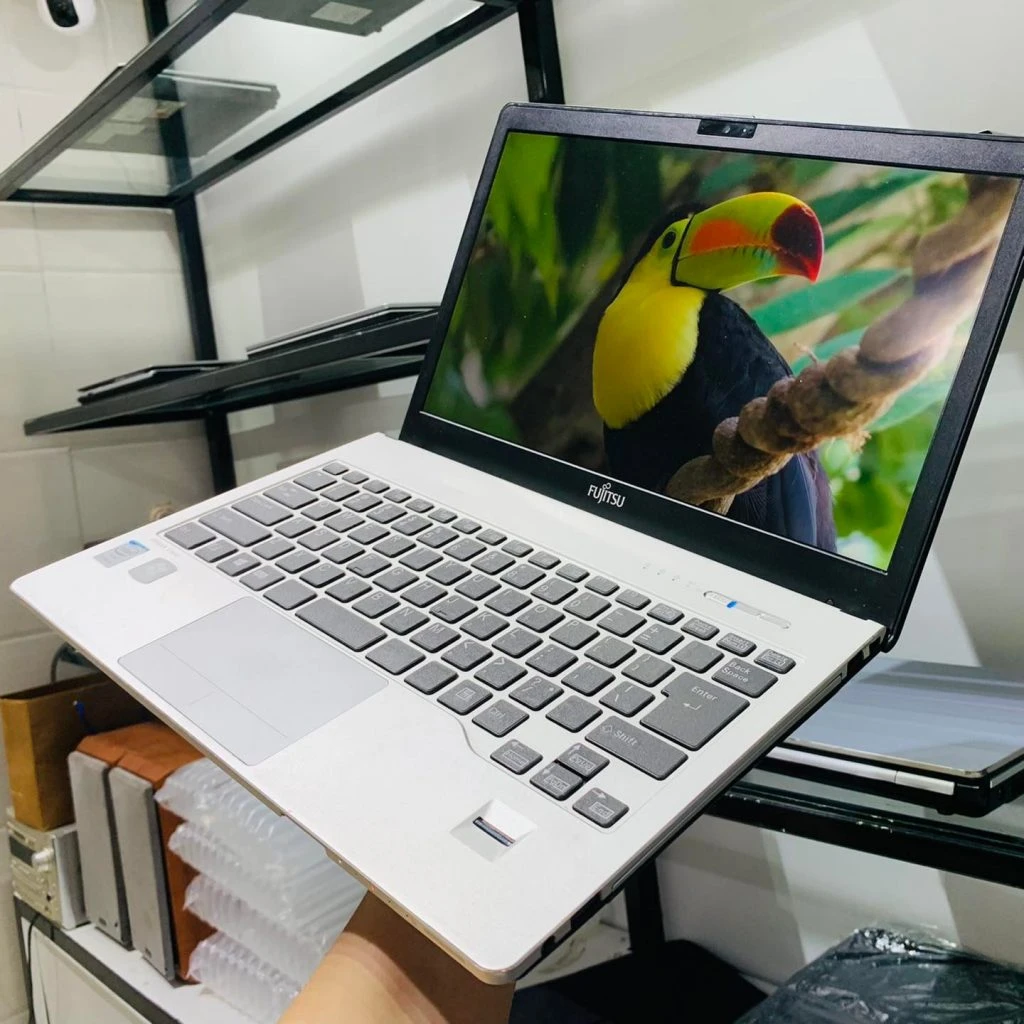 Thương hiệu laptop nội địa chất lượng