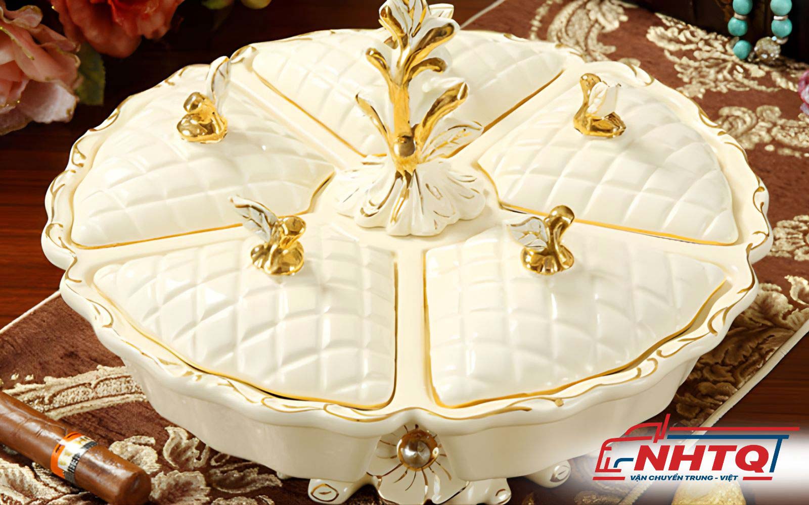 Hộp đựng mứt Trung Quốc bằng sứ